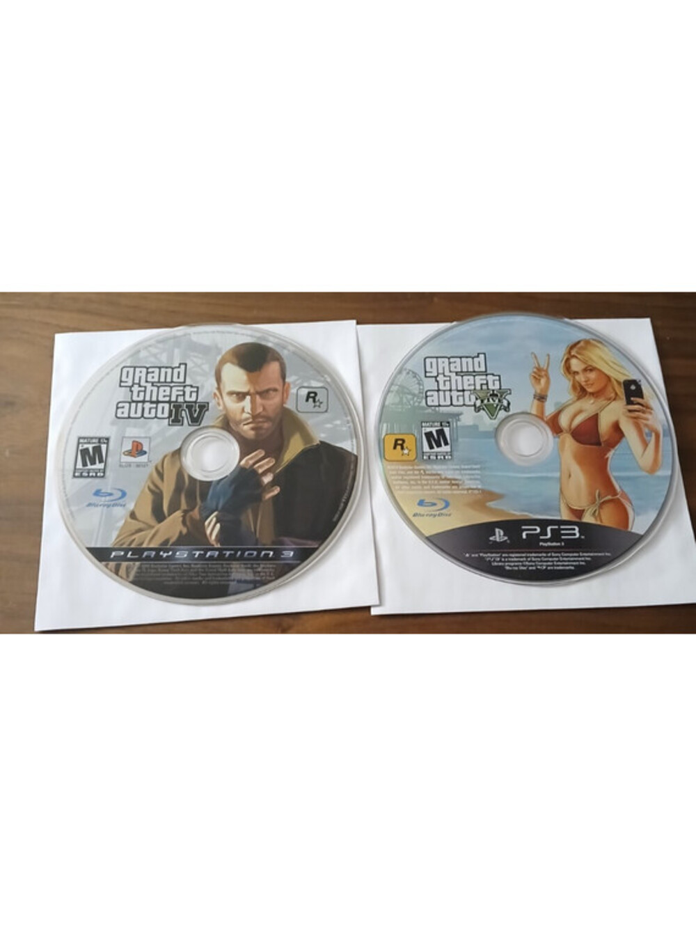 Grand Theft Auto IV & V (PlayStation 3) Bundle